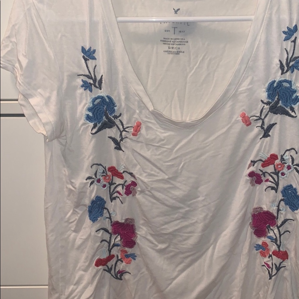 Amer Eagle tee